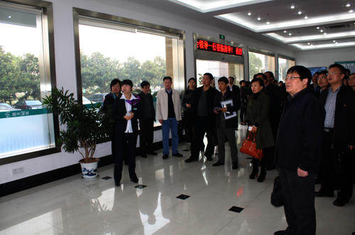 省运管局召开全省机动车驾驶培训及道路运输从业人员管理工作座谈会2 省运管局召开全省机动车驾驶培训及道路运输从业人员管理工作座谈会2