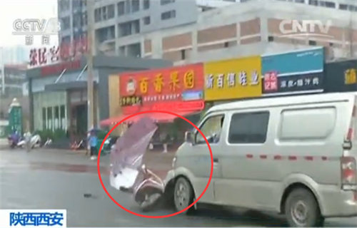 礼让斑马线就是守护生命线 各地对违法“亮剑”-2 礼让斑马线就是守护生命线 各地对违法“亮剑”-2